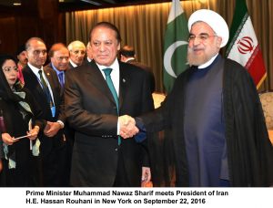 Prime Minister Muhammad Nawaz Sharif meets President of Iran H.E. Hassan Rouhani in New York on September 22, 2016